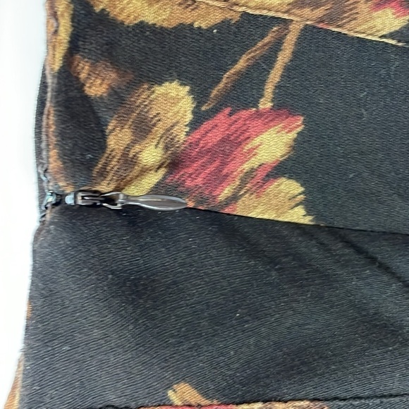 Jones New York Signature ~ Floral Print Two Layer Fabric Skirt - Picture 5 of 9